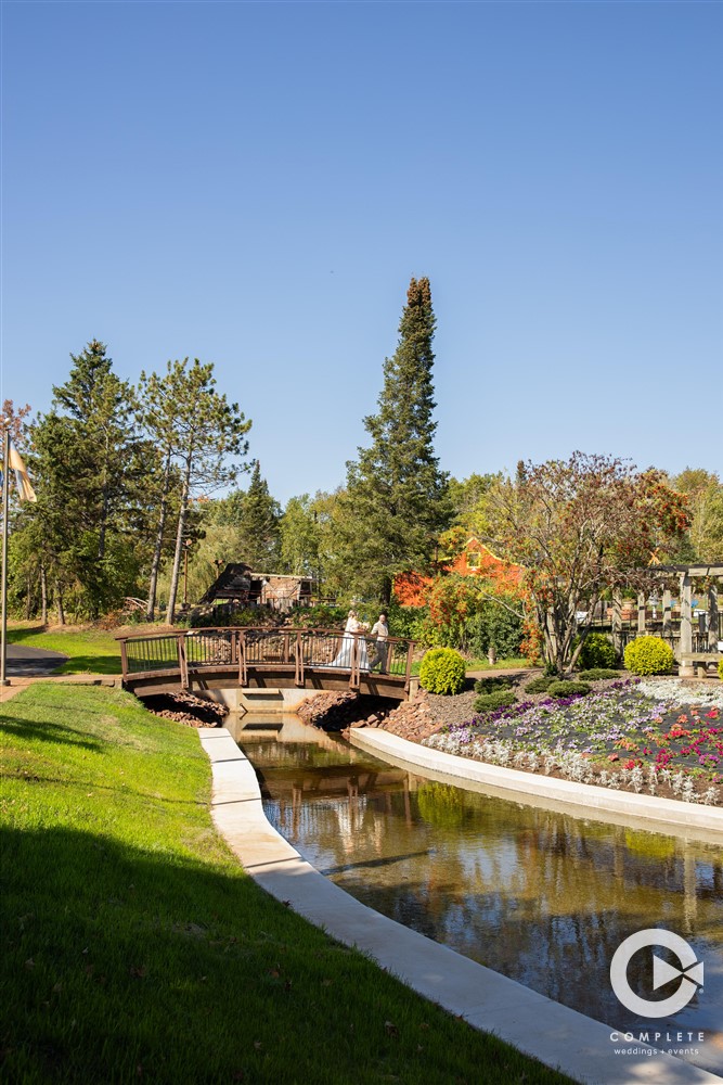Nestled in the heart of Minnesota's famous Iron Range, this state-of-the-art nonprofit museum explores the land, the mines, the people, and the work. Discovery Center, trolly, wedding, wedding lake superior, wedding crew, mn up north. mn north weddings, iron range weddings.