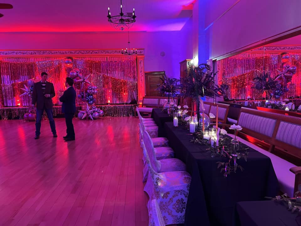 Norway Hall Uplights