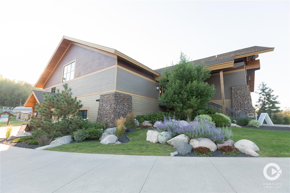 Complete-Weddings-and-Events-Duluth-Nelson_-Reception-Giants-Ridge-building-sideview