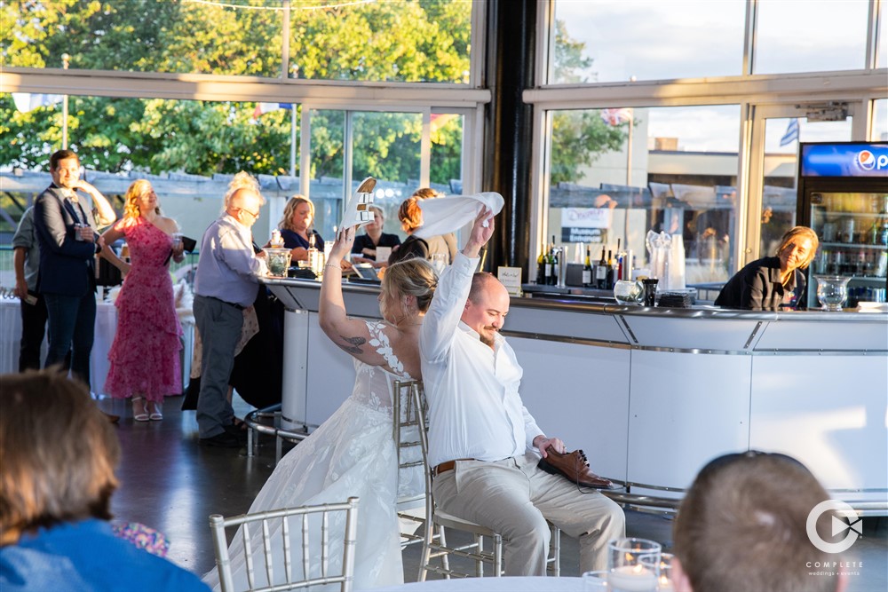 Discovery Center, trolly, wedding, wedding lake superior, wedding crew, mn up north. mn north weddings, iron range weddings.