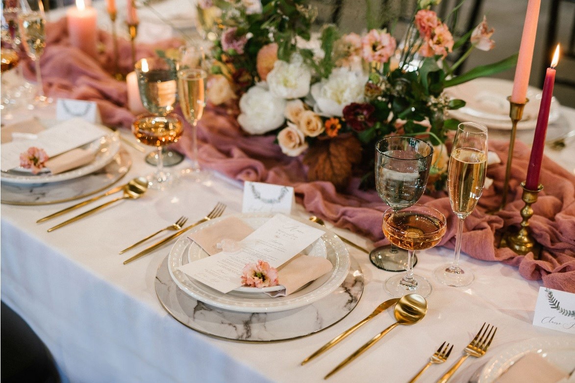 the details, wedding, warehouse wedding